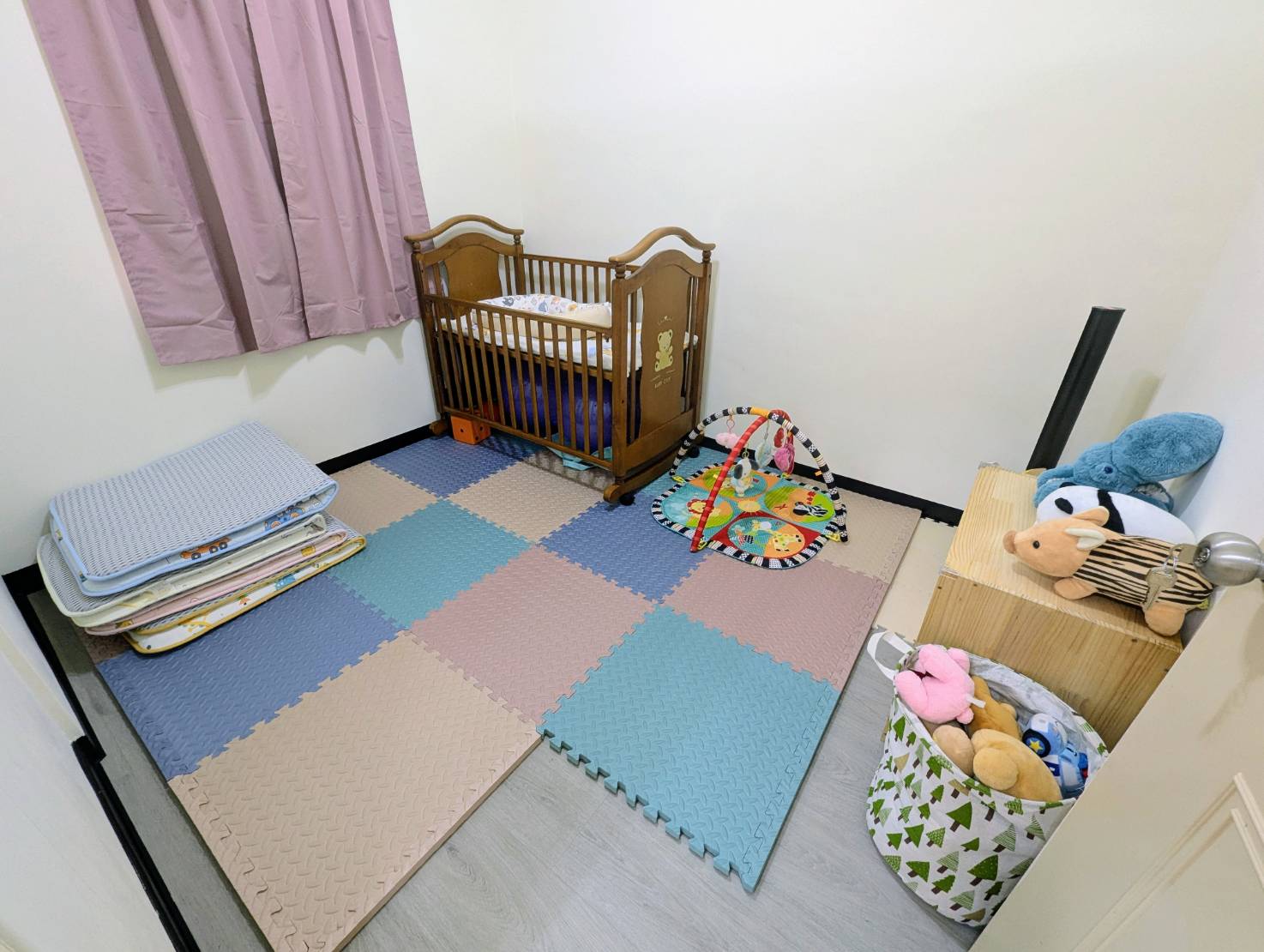 Angela Playhouse 臥室